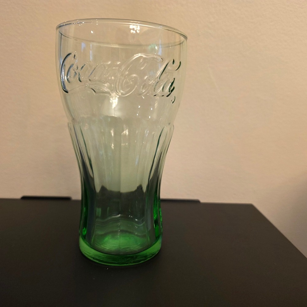 Coca-Cola Georgia Green Glass Embossed Logo 6 inch Fluted Soda Fountain Tumbler